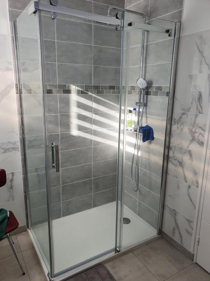 Location Chambre Dans Plain Pied 2 Chambres Louable Taden Exterior photo